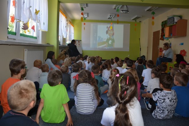 " Bezpiecznie z prądem"